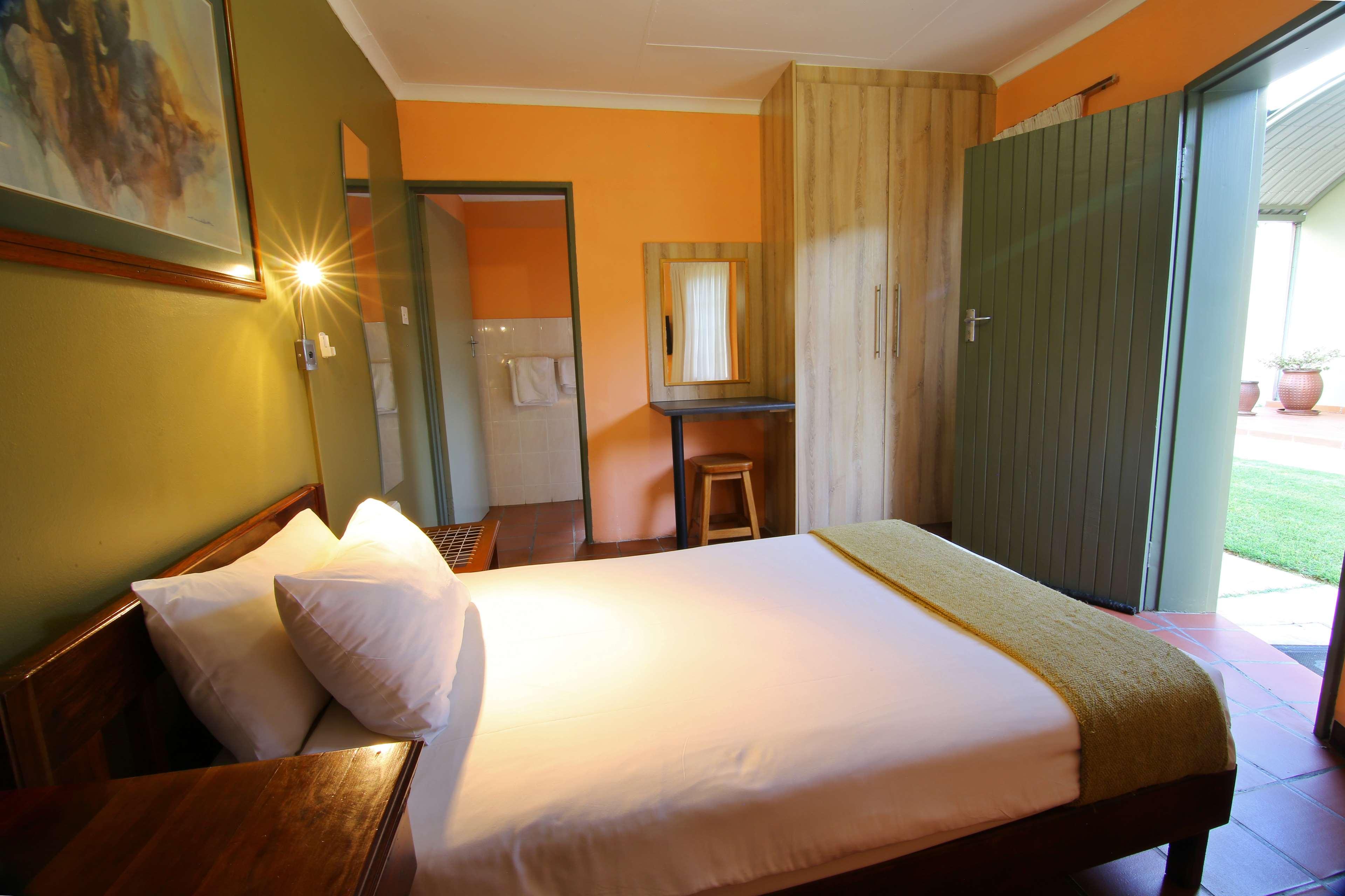 Kalahari Arms Hotel Khemsbok Eksteriør bilde