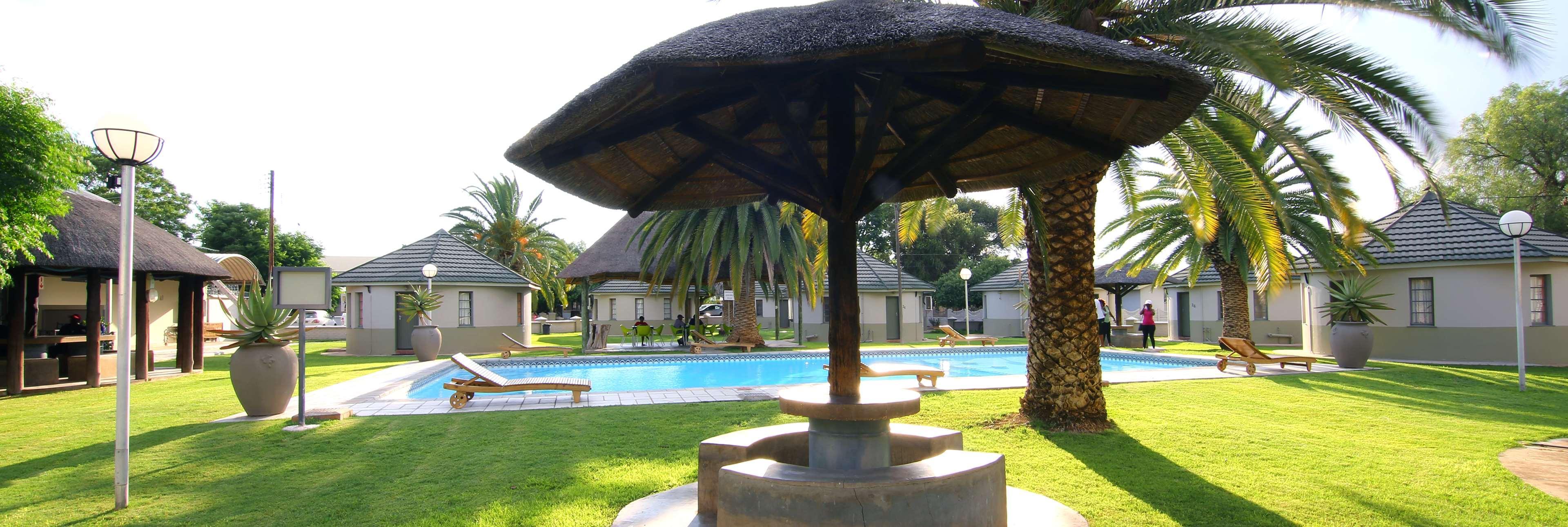 Kalahari Arms Hotel Khemsbok Eksteriør bilde