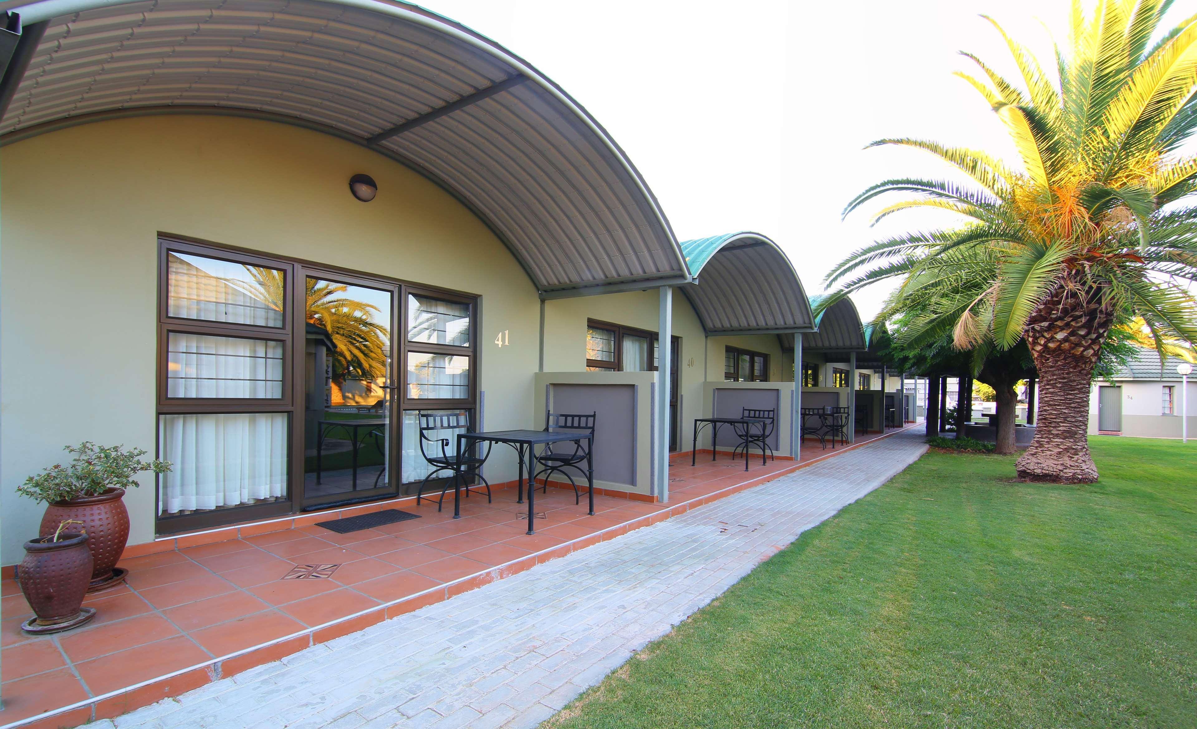Kalahari Arms Hotel Khemsbok Eksteriør bilde