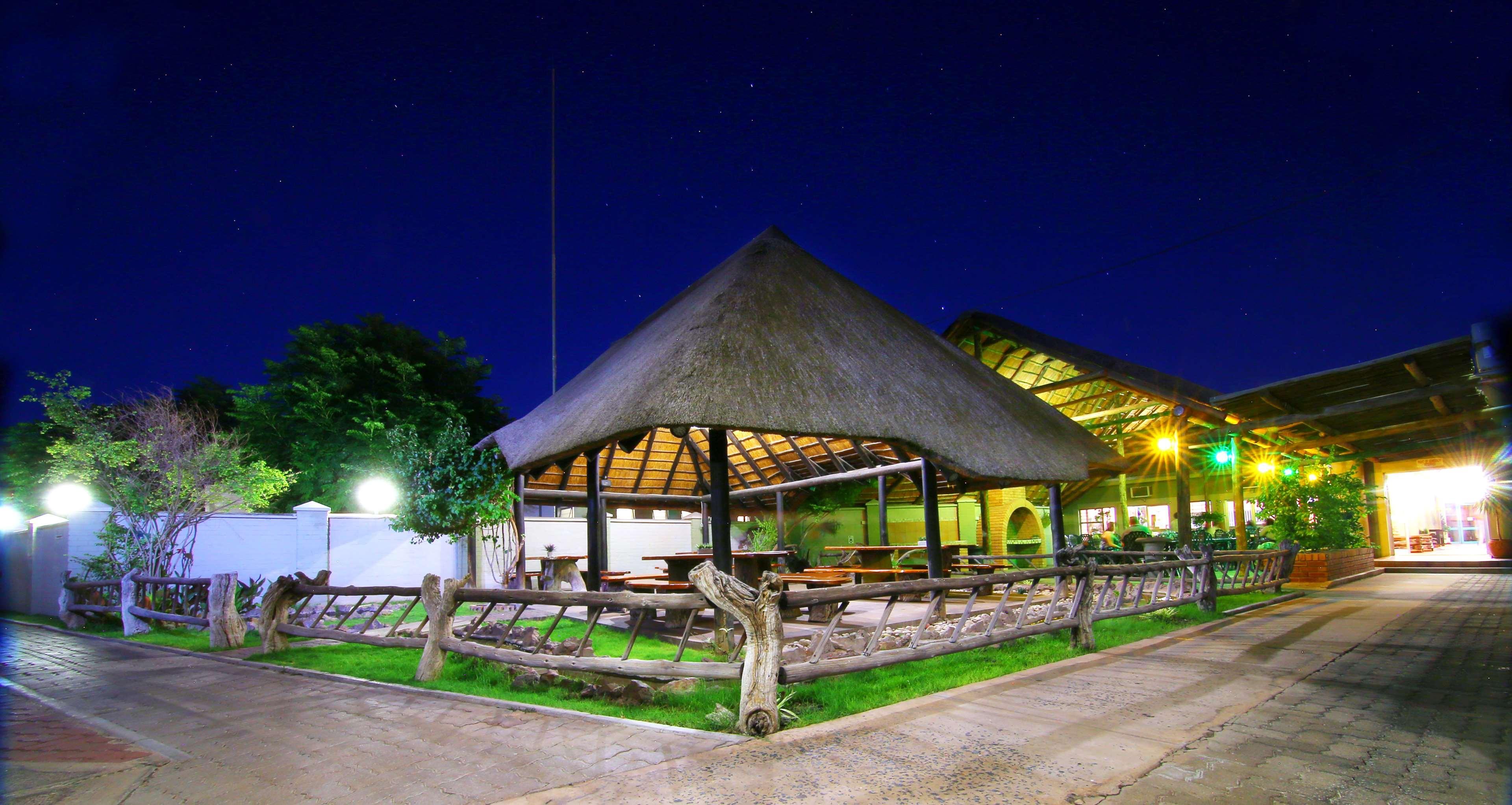 Kalahari Arms Hotel Khemsbok Eksteriør bilde